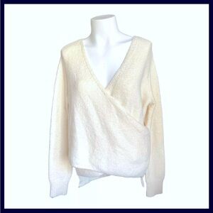 NWT Heartloom V Neck Pullover Sweater Long Sleeve Ribbed Solid Beige Size M